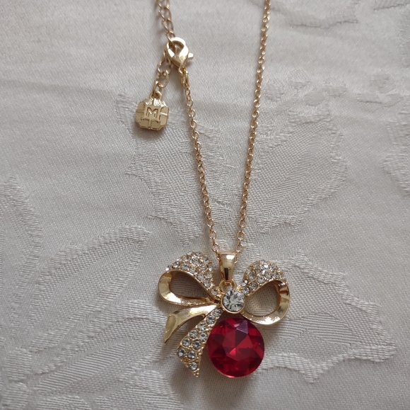 Vintage Monet France Red Ruby White Crystals Pendant Gold Tone Necklace - Picture 1 of 9